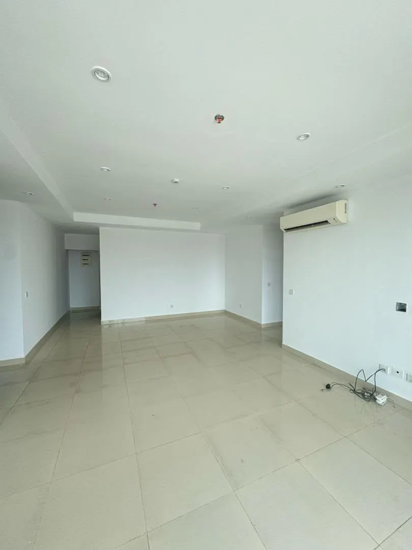 2 Bedroom Apartment With Water View photo 3